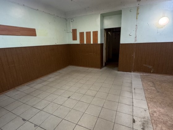Сдам в оренду або продаж  комерційне приміщення