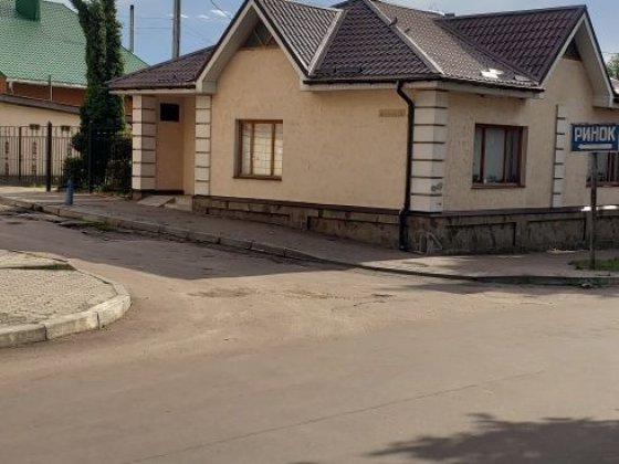 Здам в оренду або продам під офіс,магазин Глухів