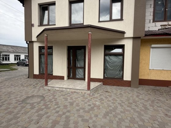 Оренда фасадного приміщення 60 м2 | ремонт| р-н Базарчика | м. Дубно Дубно