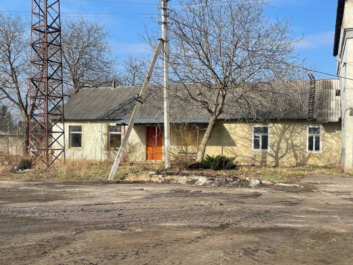 Оренда приміщень за адресою: м. Здолбунів, вул.8 Березня, 27а - фото 1