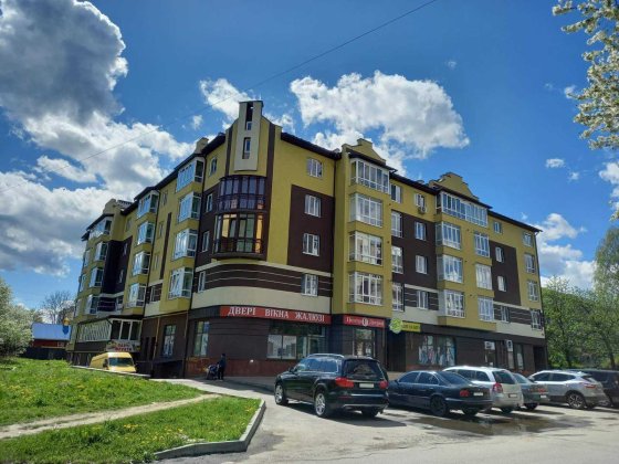 Комерція в оренду та продаж під будь-який вид діяльності, Каракая, 7 Калуш