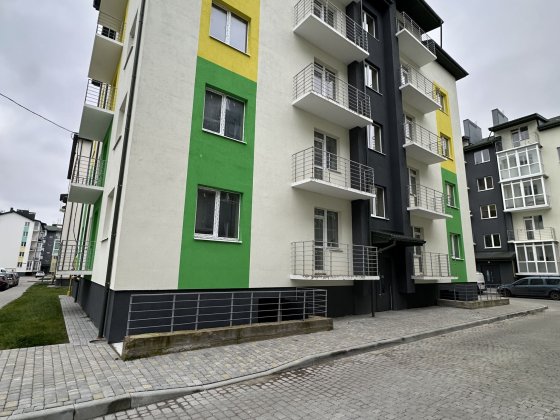 Продається чудова 2-ох кімнатна квартира площею - 68,9кв.м в с. Сокільники ЖК Південний Сокольники