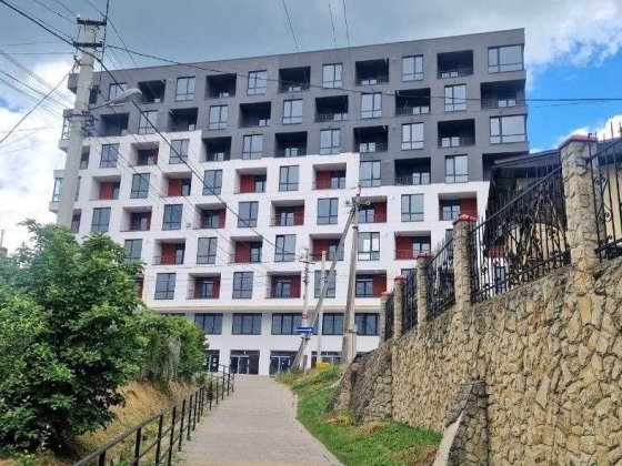 Продається 2-кімнатна квартира площею 72 м² у  ЖК Галицький. м.Винники, вул.Галицька 32 Винники