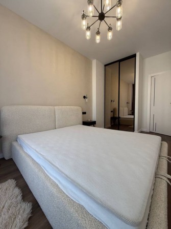 Продаж сучасної 2-кімнатної квартири з кухнею-вітальнею в ЖК Avalon Holiday - фото 1