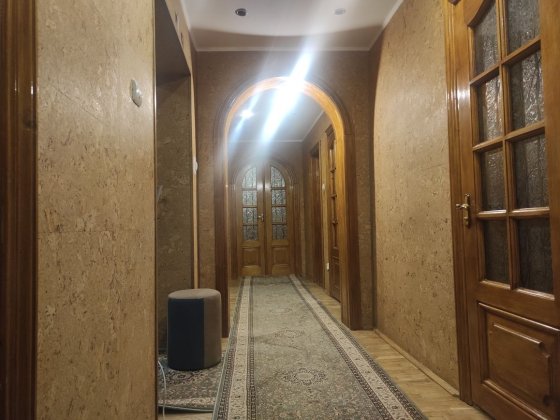 Продається 4 кімнатна квартира у м.Винники Винники