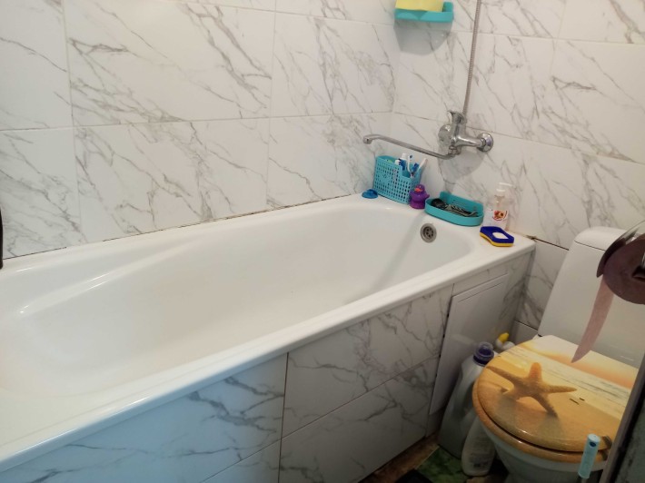 Продаж 2 кім. квартири з мансардою у с. Зимна Вода - фото 1