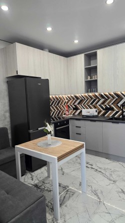 Продаж 1кімнатної квартири в новобудові з ремонт та меблями - фото 1