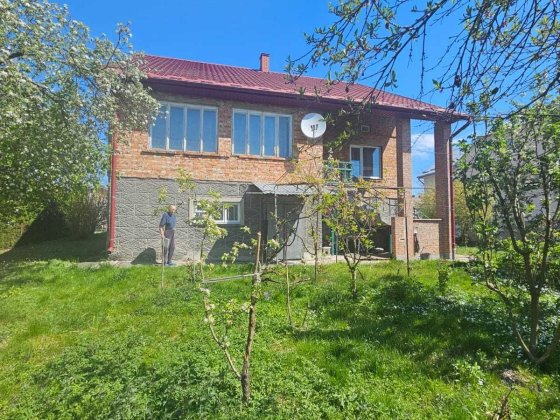 ОБМІН Будинку в м. Городок на двох-трьох кімнатну квартиру м. Львів Городок