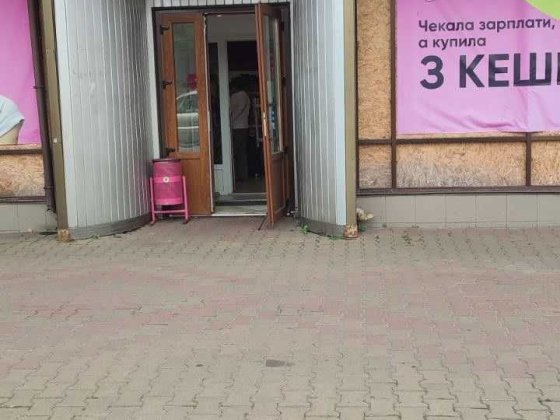 Суборенда комерційного приміщення під магазин проспект Миру Конотоп