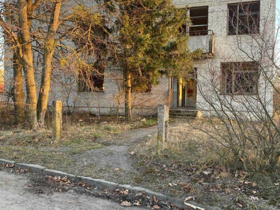Оренда: 2-пов. будівля + бокси. Орендні канікули! (Любитів) Ковель