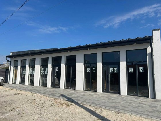 Здається в оренду нове приміщення у новобудові Кременец