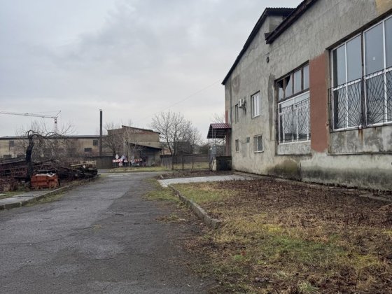 Здамо в оренду виробничих цех 1000+ м.кв. Мукачево