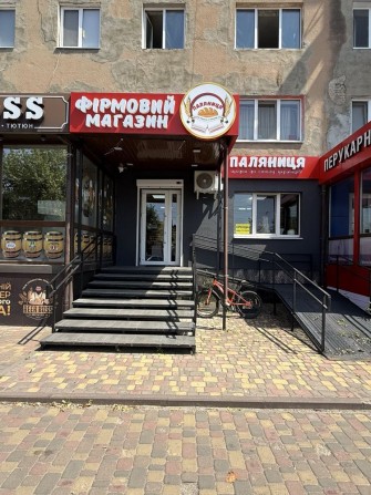 Здам приміщення магазину в оренду в найкращій локації міста Сарни - фото 1