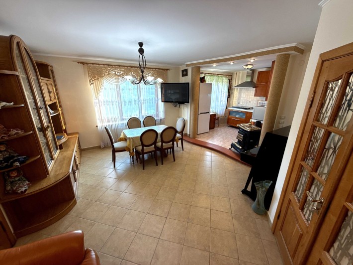 Продам 2 кімнатну квартиру 50 кв.м. м. Новояворіавськ! - фото 1