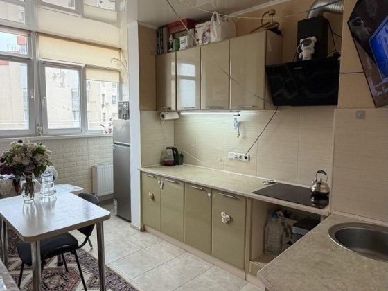 Продам євродвушку в ЖК Райдужний 47 м2 з ремонтом, генератор. Можна під Ваучер (332-760) Лиманка