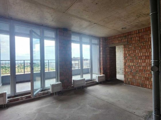 Продам  2 ком. квартиру с террасой в ЖК "Сады Ривьеры". Море в пешей доступности! Фонтанка