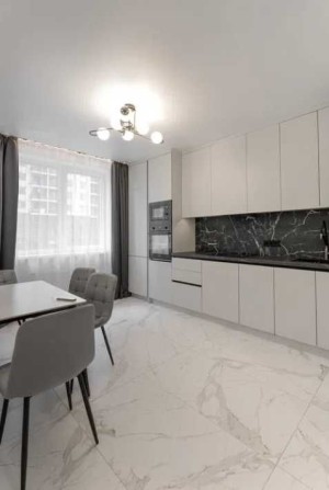У продажу евродвушка в ЖК 57 Перлина на Таїрова, м. Лиманка - фото 1