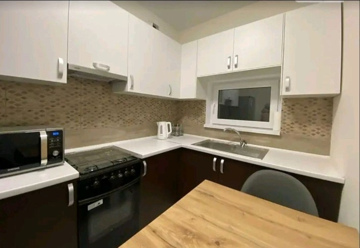 Продам 1 комнатную с ремонтом ЖК Кекс - фото 1