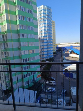 Продам простору 1-кім. квартиру в ЖК Акварель-8. Таїрова. (071-066) - фото 1