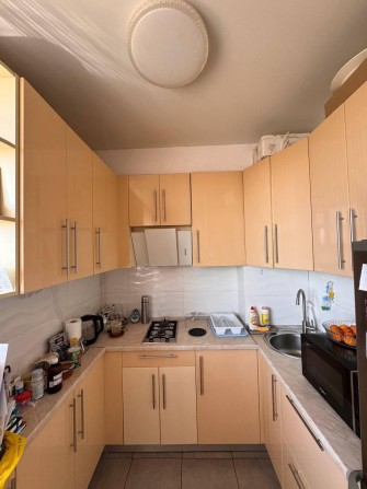 Продам квартиру зі своїм опаленням на Червоному хуторі. (222-134) - фото 1