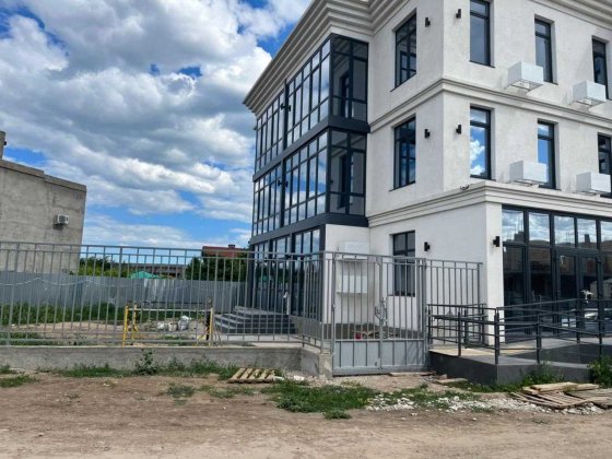 Однокімнатна квартира 44м2 в малоповерховому газовому будинку біля моря район Лісски. Ліски (Одеська обл.)