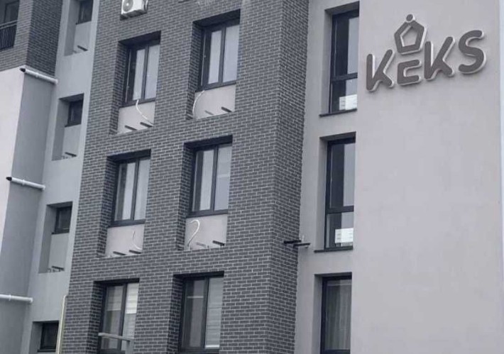 Продам 2-комнатную квартиру в ЖК KEKS (Кекс) c ремонтом - фото 1