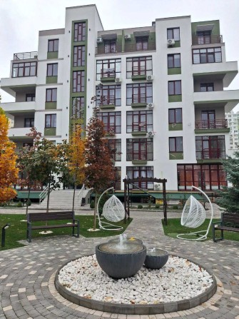 Продам Квартиру-Студию с Балконом  в ЖК "Смарт-Сити" на ул. Бочарова - фото 1