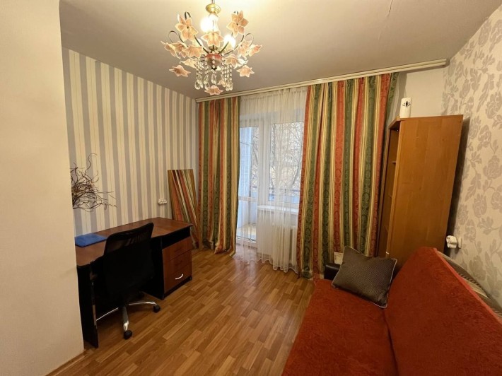 Продам 1комн. кв. 22 м2  на Заболотного , д.30  (Кримський бульвар) - фото 1