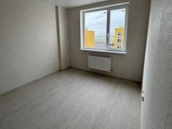 В продажу нова 1 квартира  -  7 Небо, вул. Маріупольська Авангард