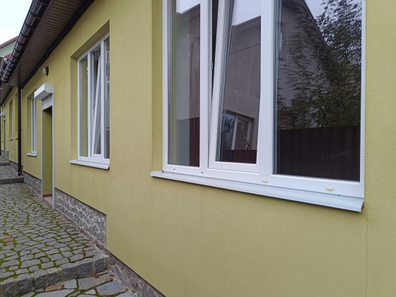 Здається окреме приміщення 60 кв.м під комерцію р-н вул. Виговського, ремонт, свій санвузол, сигналі Умань