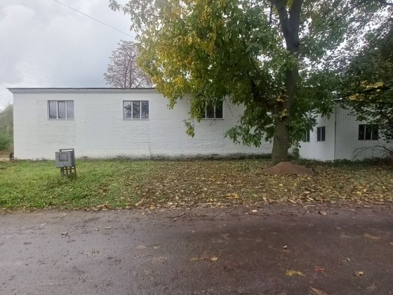 В оренду склад з офісом Умань
