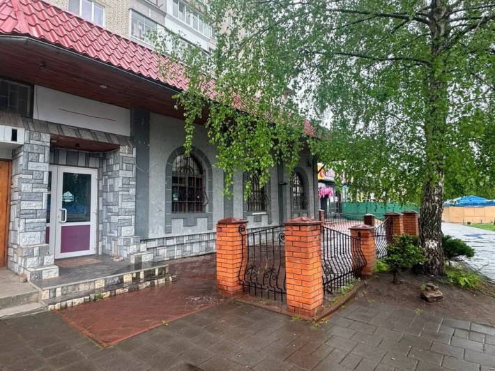 Оренда комерційного приміщення в топ локації м.Шептицький - фото 1