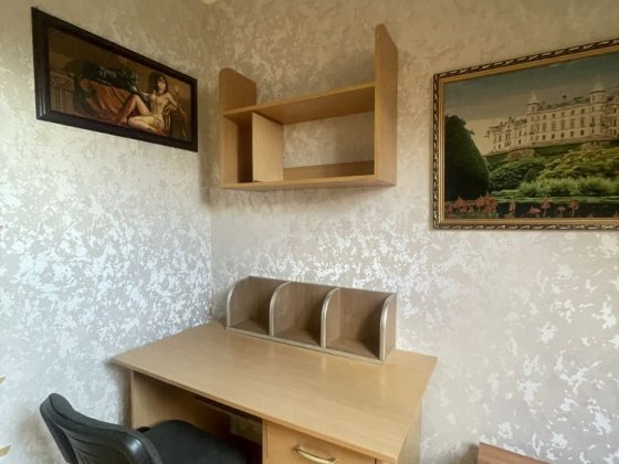 Здається в оренду кабінет площею 18 кв.м Шептицкий
