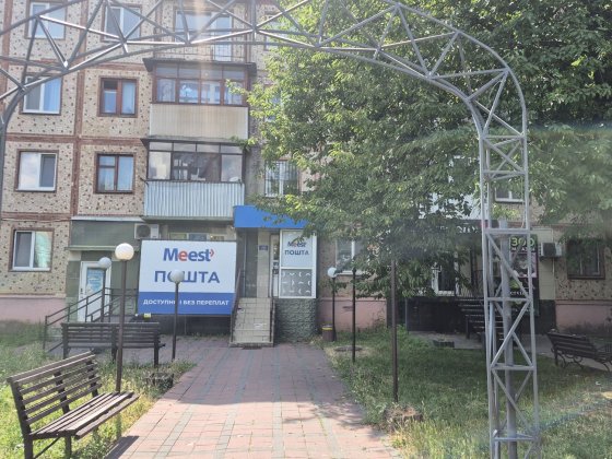 Оренда комерційного приміщення Зарванці
