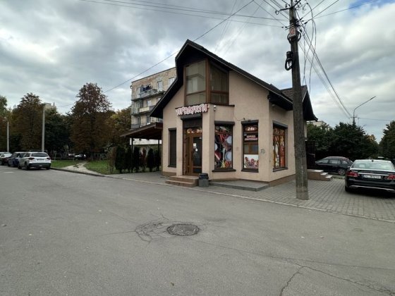 Оренда комерційного приміщення Рованцы