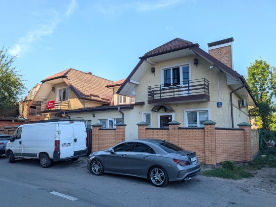 Оренда офісних приміщень по 150 м² у центрі Луцька  (район Яровиці) Змеенец