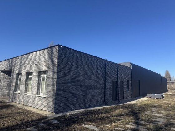 Оренда приміщення під Магазин ,Супермаркет з власною огороженою територією торг.. Вольногорск
