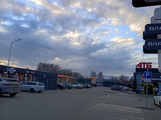 Здам в оренду  приміщеня 1 лінія АТБ Черняхов