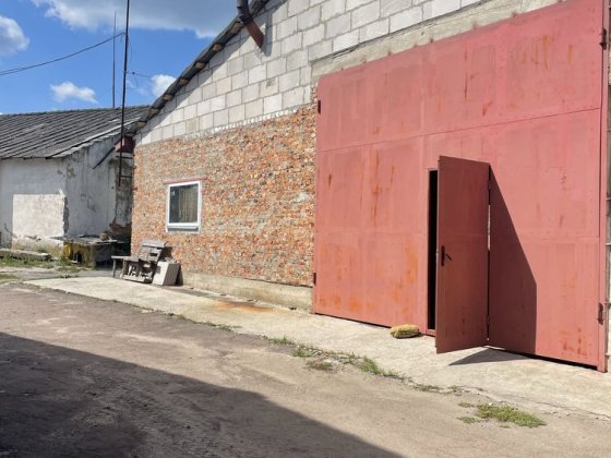 Оренда  та продаж складських приміщень с. Сінгури