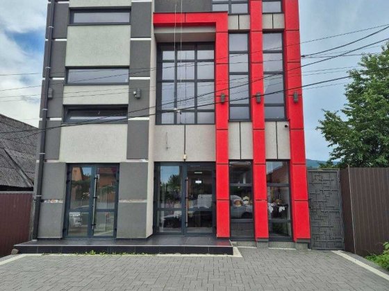 ОРЕНДА: Комерційне приміщення 130 кв.м, м. Тячів Тячев