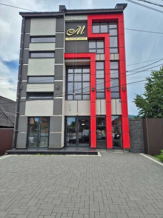 ОРЕНДА: Комерційне приміщення 130 кв.м, м. Тячів - фото 1