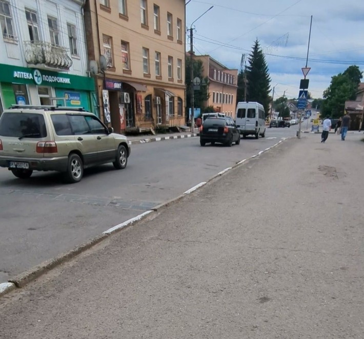 Оренда приміщення в самому центрі міста Тлумач - фото 1