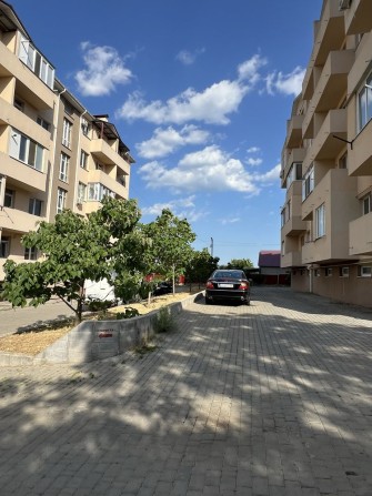Продаю 1 ком кв в центре поселка в новом ЖК - фото 1