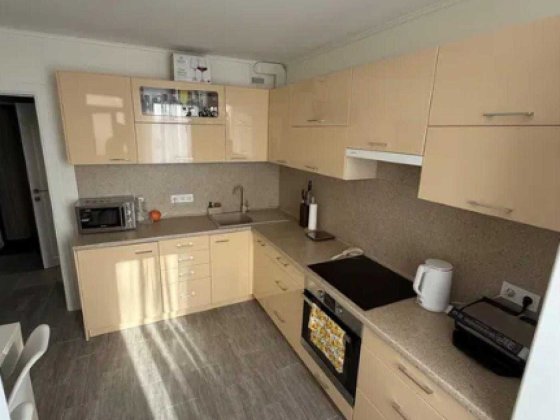 Продам 1 ком квартира на среднем этаже в Радужном масиве Лиманка