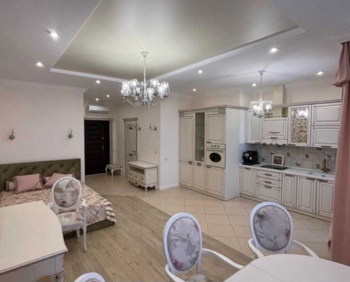 Продам квартиру 45м2 в 5 Жемчужине.с новым ремонтом. - фото 1