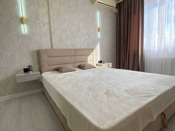 Продам 2-кімнатну квартиру в ЖК «7 Небо» Авангард