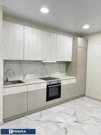 Продам 2- х ком на Сахарова в Кадоре с ремонтом - фото 1