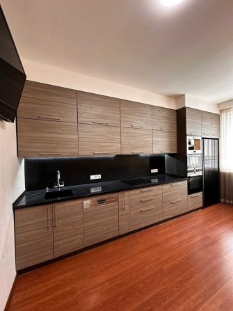 Продам 3-комн. квартиру с РЕМОНТОМ в КАДОР на ул. Сахарова/ГОСПРОГРАММЫ - фото 1