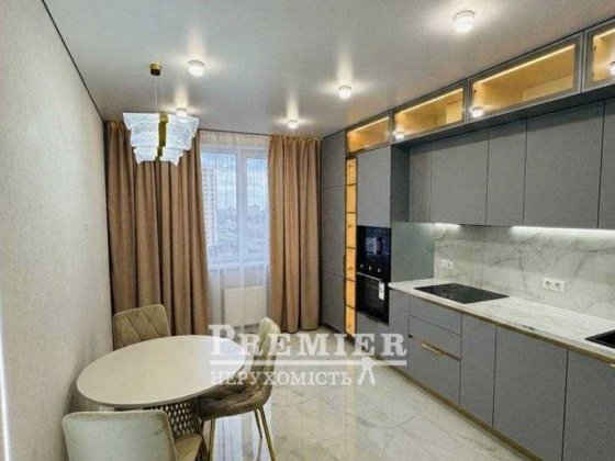 1-кімнатна квартира ЖК Акварель  45 м² ремонт меблі генератор Лиманка