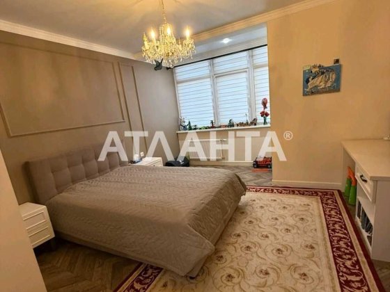 4-х комнатная квартира с ремонтом в ЖК" 30-я Жемчужина" по ул.Сахарова Крыжановка